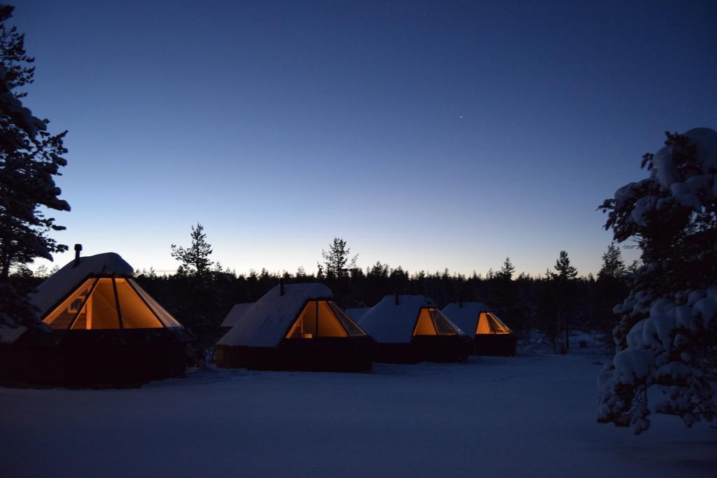 Wilderness Hotel Muotka & Igloos Saariselka Exterior photo